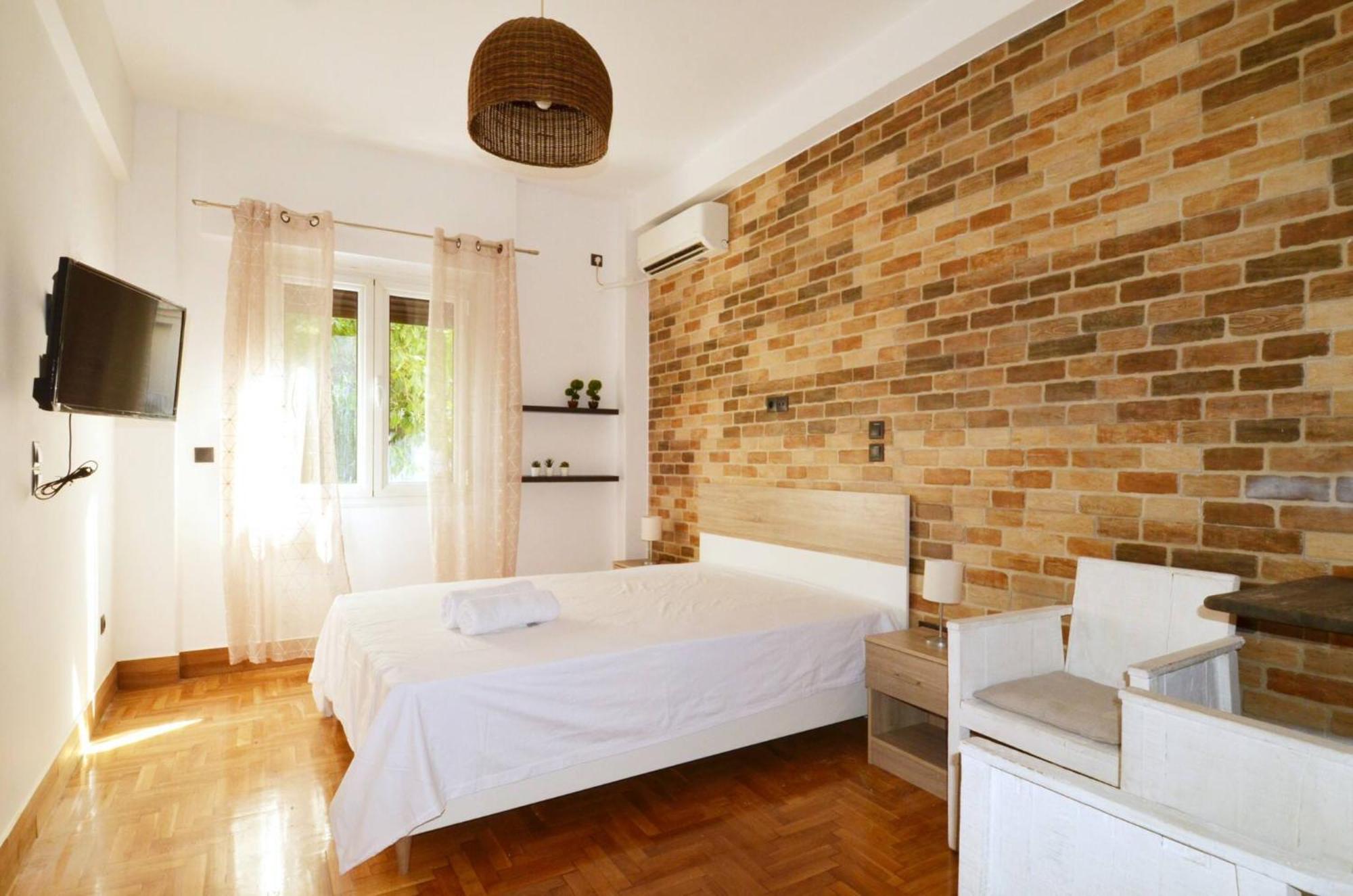 A Modern Rustic Cosy Apartment At The Foot Of Mount Lycabettus Athén Kültér fotó